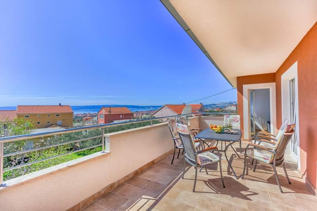 Villa Ivano With Sea&Mountain View Kaštel Stari Exterior foto
